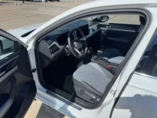 Volkswagen Lavida 2023 купить из Китая, цена 1 554 000 ₽ — Suifenhe Auto