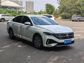 Volkswagen Lavida 2024 купить из Китая, цена 1 837 000 ₽ — Suifenhe Auto