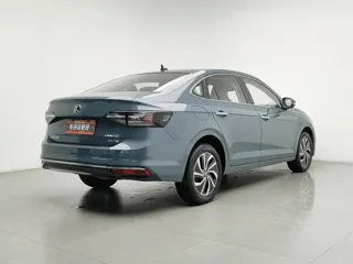 Volkswagen Lavida 2024 купить из Китая, цена 1 344 000 ₽ — Suifenhe Auto