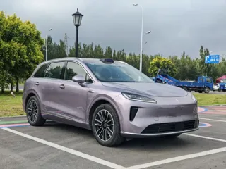 Shangjie H5 2025 купить из Китая, цена 3 880 000 ₽ — Suifenhe Auto