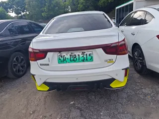 Dongfeng Aeolus E70 2022 купить из Китая, цена 916 000 ₽ — Suifenhe Auto