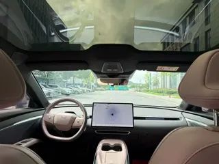XPeng MONA M03 2025 купить из Китая, цена 3 314 000 ₽ — Suifenhe Auto
