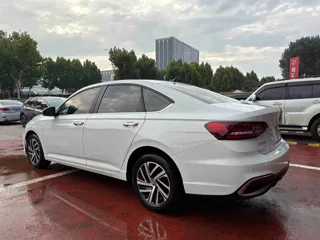 Volkswagen Lavida 2025 купить из Китая, цена 1 837 000 ₽ — Suifenhe Auto