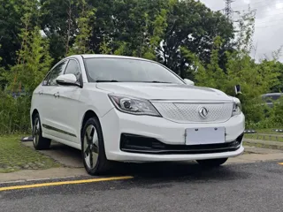 Dongfeng Aeolus E70 2021 купить из Китая, цена 985 000 ₽ — Suifenhe Auto