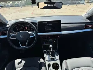 Volkswagen Lavida 2022 купить из Китая, цена 1 818 000 ₽ — Suifenhe Auto