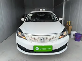Dongfeng Aeolus E70 2026 купить из Китая, цена 1 358 000 ₽ — Suifenhe Auto