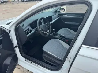 Volkswagen Lavida 2023 купить из Китая, цена 1 636 000 ₽ — Suifenhe Auto