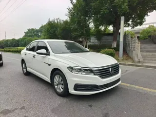 Volkswagen Lavida 2022 купить из Китая, цена 1 215 000 ₽ — Suifenhe Auto
