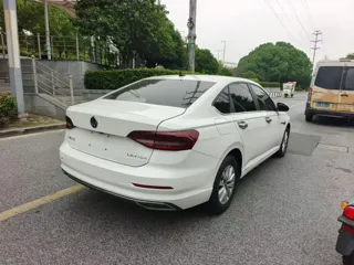 Volkswagen Lavida 2022 купить из Китая, цена 1 215 000 ₽ — Suifenhe Auto