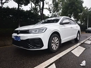 Volkswagen Lavida 2024 купить из Китая, цена 1 725 000 ₽ — Suifenhe Auto