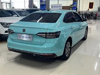 Volkswagen Lavida 2023 купить из Китая, цена 1 687 000 ₽ — Suifenhe Auto