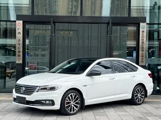 Volkswagen Lavida 2018 купить из Китая, цена 1 273 000 ₽ — Suifenhe Auto