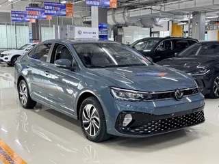 Volkswagen Lavida 2023 купить из Китая, цена 1 528 000 ₽ — Suifenhe Auto