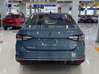 Volkswagen Lavida 2023 купить из Китая, цена 1 528 000 ₽ — Suifenhe Auto