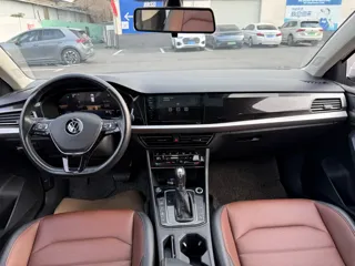 Volkswagen Lavida 2022 купить из Китая, цена 1 188 000 ₽ — Suifenhe Auto