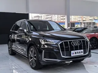 Audi Q7 2024 купить из Китая, цена 10 187 000 ₽ — Suifenhe Auto