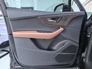 Audi Q7 2024 купить из Китая, цена 10 187 000 ₽ — Suifenhe Auto