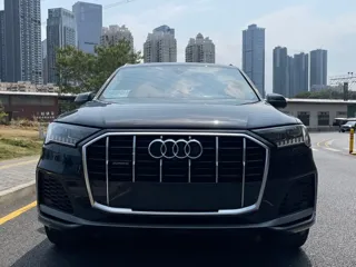 Audi Q7 2024 купить из Китая, цена 10 413 000 ₽ — Suifenhe Auto