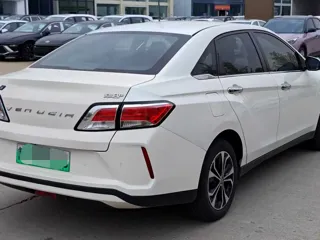 Venucia D60EV 2021 купить из Китая, цена 1 007 000 ₽ — Suifenhe Auto