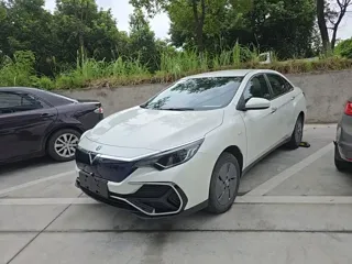 Venucia D60EV 2024