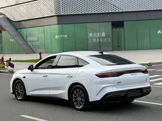 BYD Qin 2025 купить из Китая, цена 2 543 000 ₽ — Suifenhe Auto