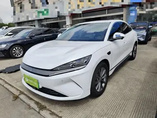 BYD Qin 2025 купить из Китая, цена 2 075 000 ₽ — Suifenhe Auto