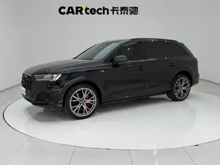 Audi Q7 2024