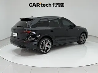 Audi Q7 2024 купить из Китая, цена 9 858 000 ₽ — Suifenhe Auto