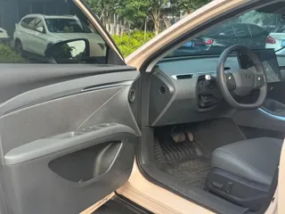 XPeng MONA M03 2025 купить из Китая, цена 2 825 000 ₽ — Suifenhe Auto