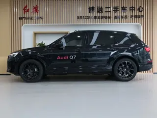 Audi Q7 2024 купить из Китая, цена 8 063 000 ₽ — Suifenhe Auto