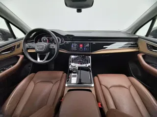 Audi Q7 2024 купить из Китая, цена 10 145 000 ₽ — Suifenhe Auto