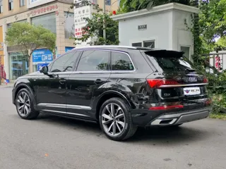 Audi Q7 2024 купить из Китая, цена 9 522 000 ₽ — Suifenhe Auto
