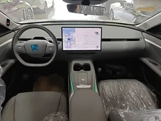 XPeng MONA M03 2026 купить из Китая, цена 3 397 000 ₽ — Suifenhe Auto