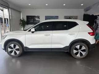 Volvo XC40 2024 купить из Китая, цена 3 218 000 ₽ — Suifenhe Auto