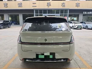 Baojun Cloud 2024 купить из Китая, цена 1 510 000 ₽ — Suifenhe Auto