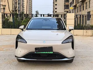 Baojun Yunhai 2024 купить из Китая, цена 2 578 000 ₽ — Suifenhe Auto