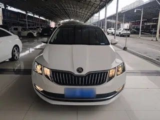 Skoda Octavia 2020 купить из Китая, цена 1 372 000 ₽ — Suifenhe Auto
