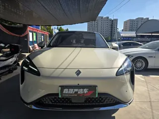 Baojun Yunhai 2024 купить из Китая, цена 2 745 000 ₽ — Suifenhe Auto