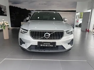 Volvo XC40 2024