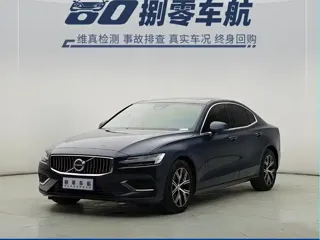 Volvo S60 2025