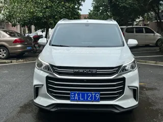 Maxus G50 2026 купить из Китая, цена 2 504 000 ₽ — Suifenhe Auto
