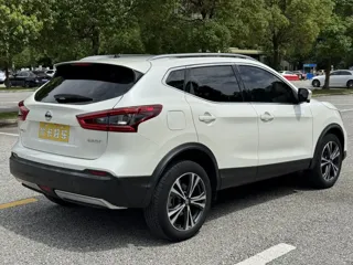 Nissan Qashqai 2022 купить из Китая, цена 1 884 000 ₽ — Suifenhe Auto