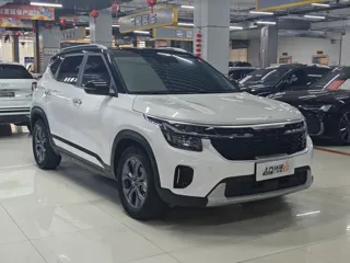 Kia Seltos 2023 купить из Китая, цена 2 031 000 ₽ — Suifenhe Auto
