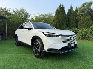 Honda Vezel 2023 купить из Китая, цена 2 005 000 ₽ — Suifenhe Auto
