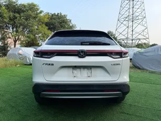 Honda Vezel 2023 купить из Китая, цена 2 005 000 ₽ — Suifenhe Auto