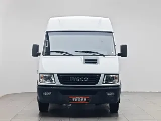 Iveco Daily 2020 купить из Китая, цена 2 337 000 ₽ — Suifenhe Auto