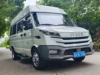 Iveco Daily 2024 купить из Китая, цена 2 080 000 ₽ — Suifenhe Auto