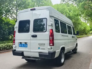 Iveco Daily 2024 купить из Китая, цена 2 080 000 ₽ — Suifenhe Auto
