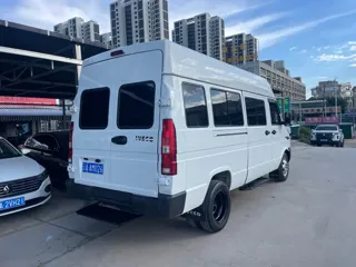 Iveco Daily 2024 купить из Китая, цена 2 187 000 ₽ — Suifenhe Auto