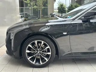 Cadillac CT5 2025 купить из Китая, цена 4 802 000 ₽ — Suifenhe Auto